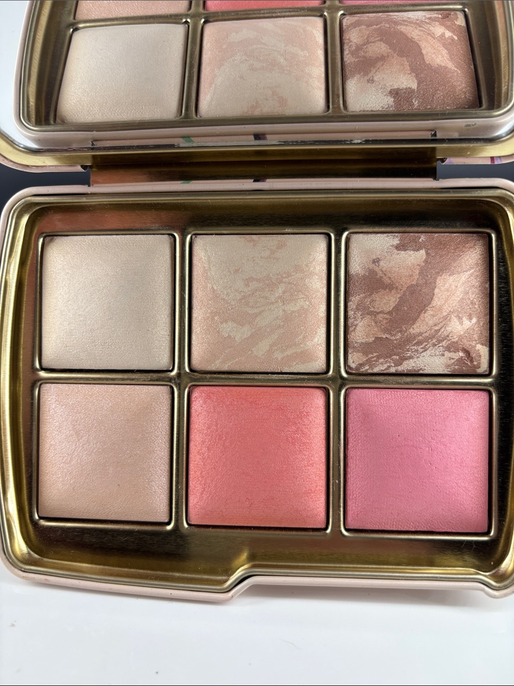 Hourglass Ambient Highlighter Ltd Edition- Deer🦌 - Picture 3 of 9